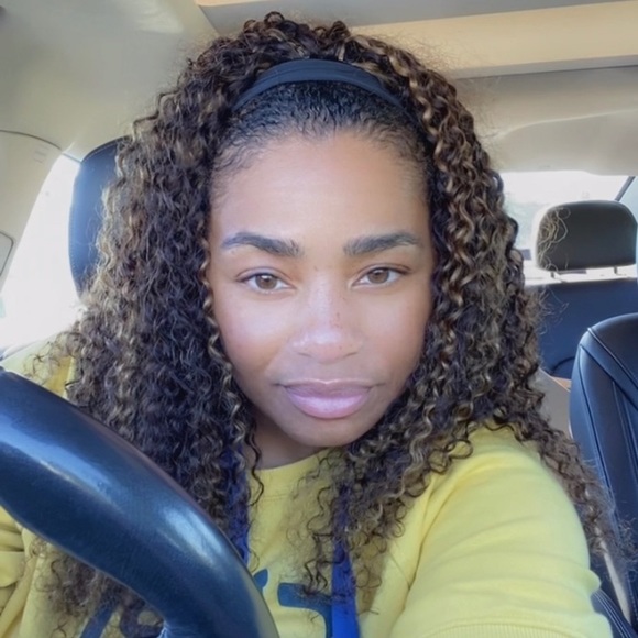 ๐ค๐Posh Ambassador ๐๐ค 7/18๐๐ฝ - Picture 2 of 2